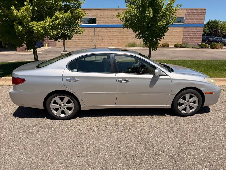 2006 Lexus ES 4th Gen - Image 4 of 12