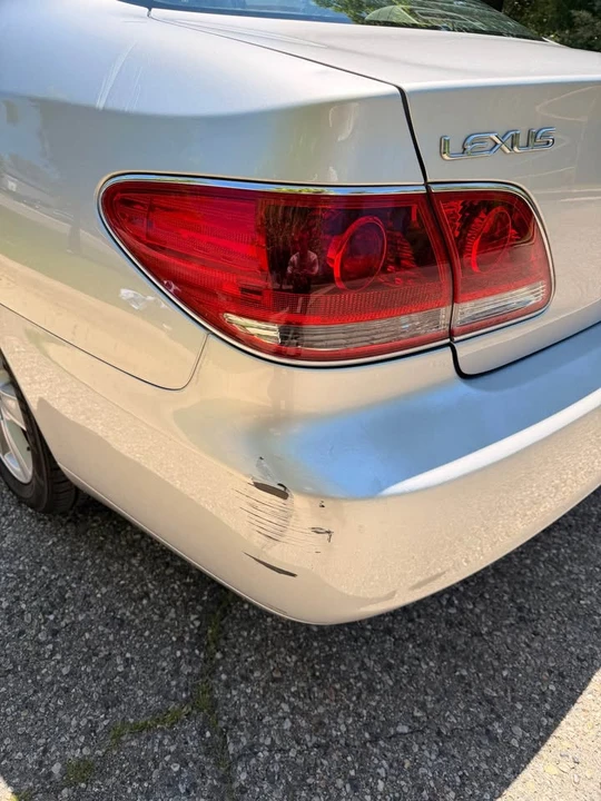 2006 Lexus ES 4th Gen - Image 11 of 12