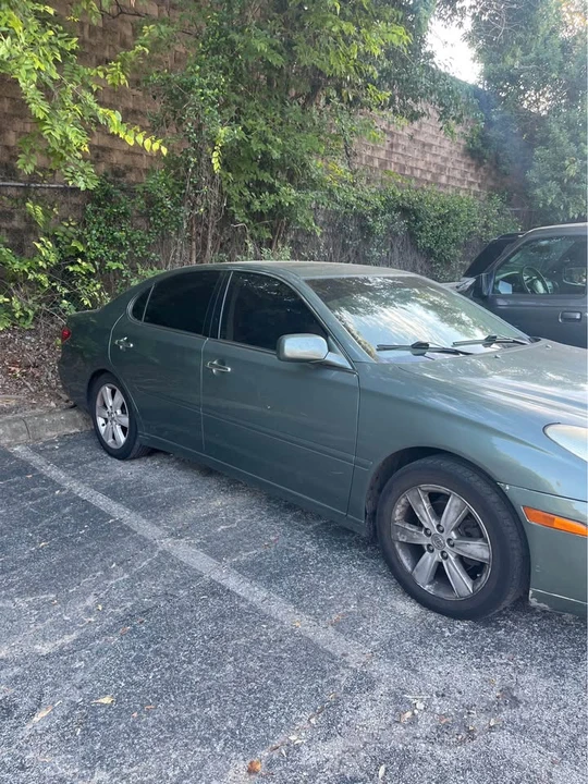 2006 Lexus ES 4th Gen - Image 2 of 11