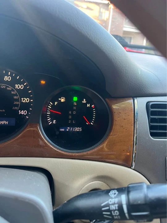 2006 Lexus ES 4th Gen - Image 9 of 11