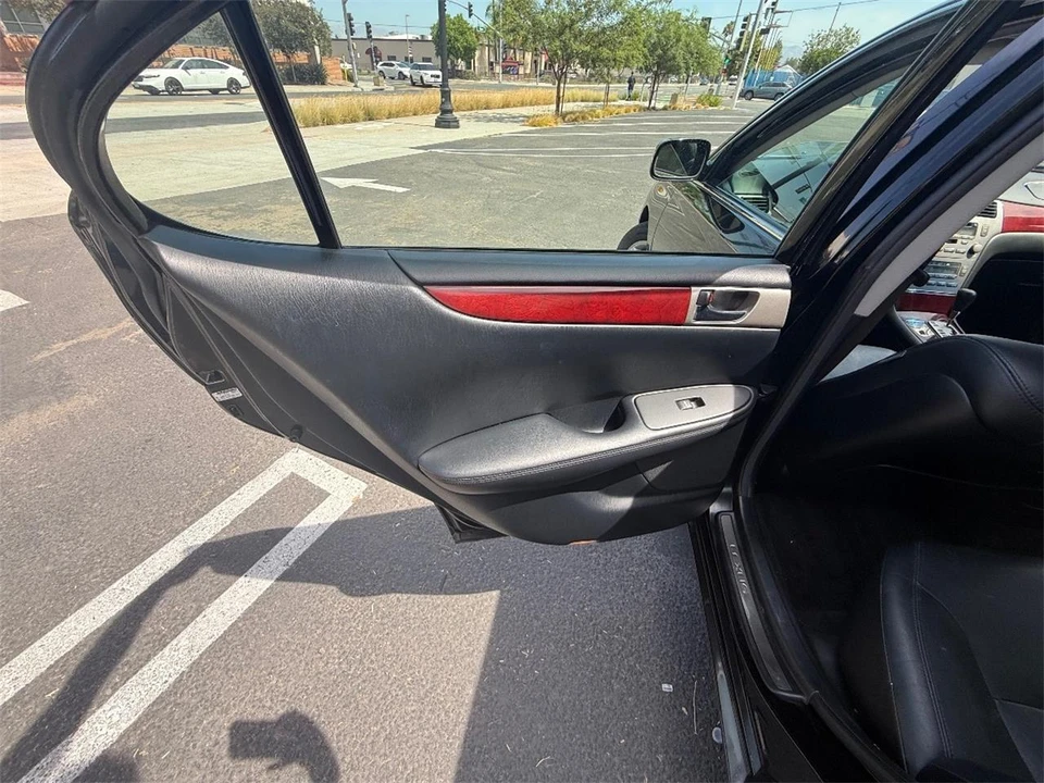 2006 Lexus ES 4th Gen - Image 14 of 27