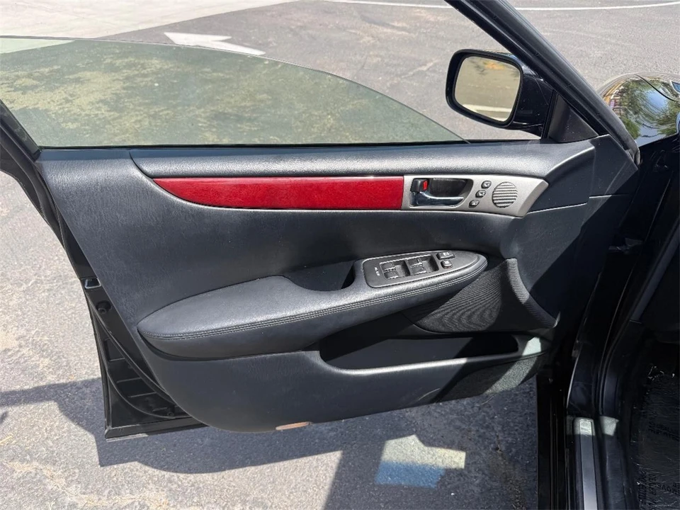 2006 Lexus ES 4th Gen - Image 11 of 27