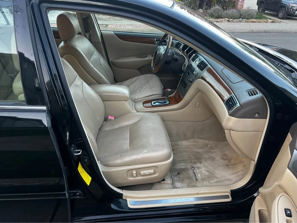 2006 Lexus ES 4th Gen - Image 11 of 20