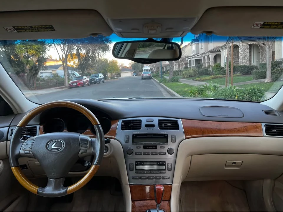 2006 Lexus ES 4th Gen - Image 10 of 20