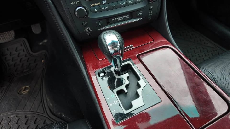 2006 Lexus GS 3rd Gen - Image 11 of 16