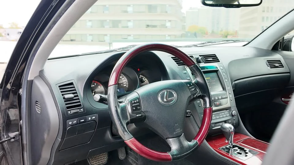 2006 Lexus GS 3rd Gen - Image 9 of 16
