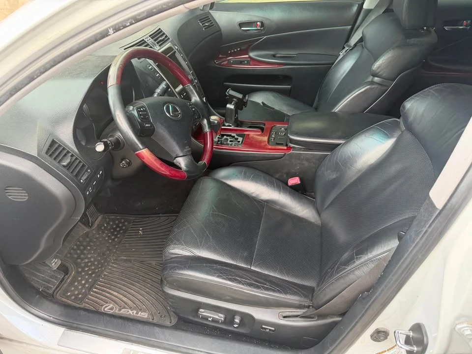 2006 Lexus GS 3rd Gen - Image 5 of 6