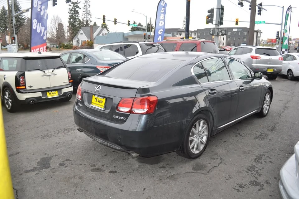 2006 Lexus GS 3rd Gen - Image 5 of 10