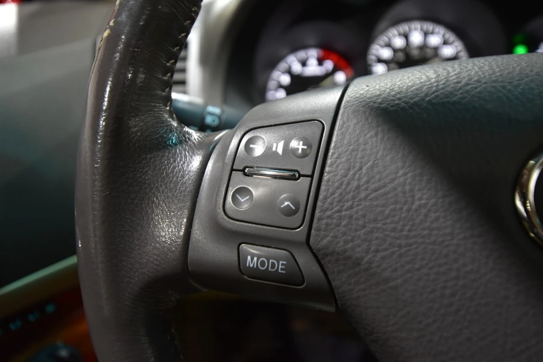 2006 Lexus GS 3rd Gen - Image 20 of 21
