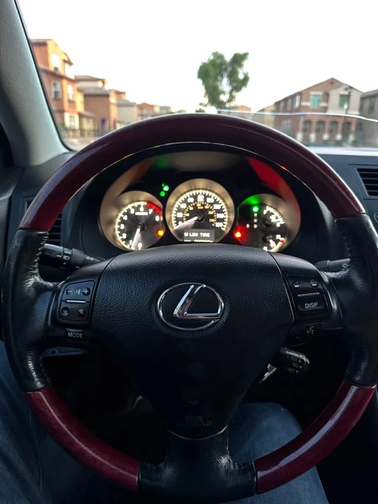 2006 Lexus GS 3rd Gen - Image 13 of 19