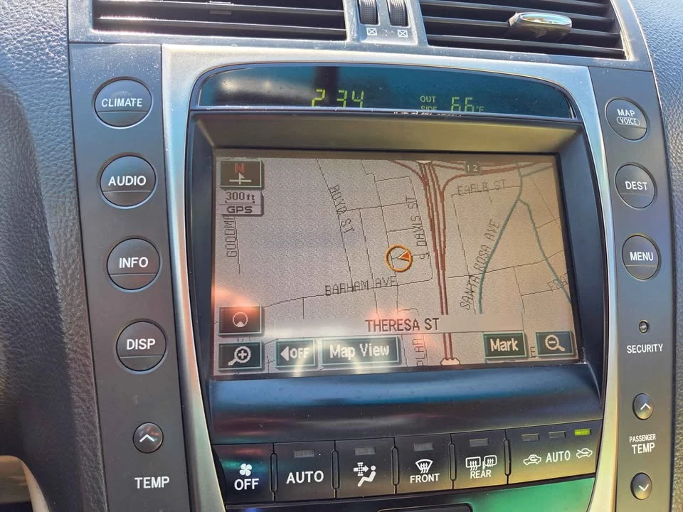 2006 Lexus GS 3rd Gen - Image 12 of 20