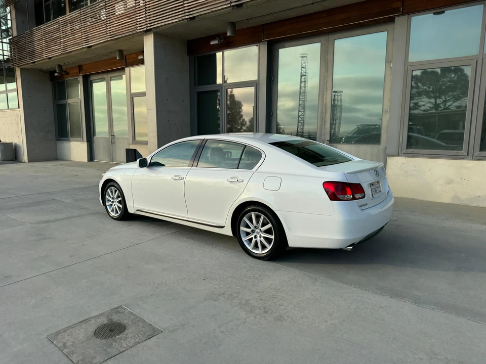 2006 Lexus GS 3rd Gen - Image 14 of 31