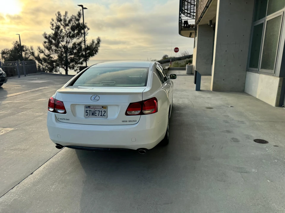 2006 Lexus GS 3rd Gen - Image 22 of 31