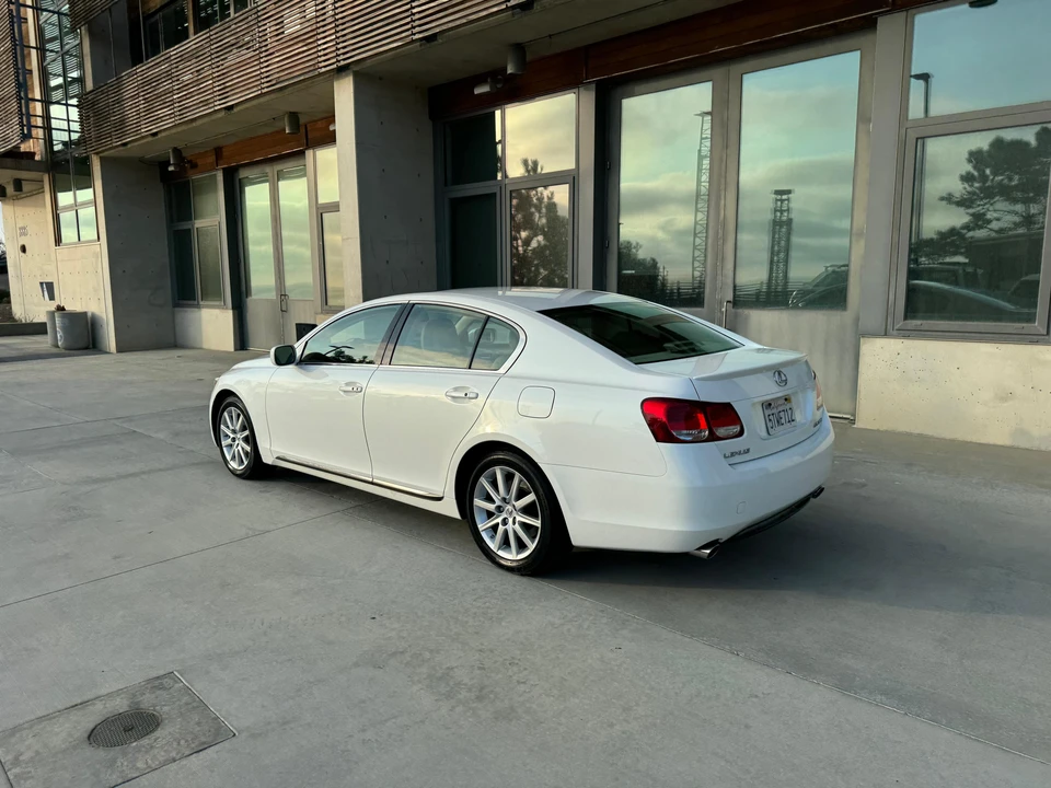 2006 Lexus GS 3rd Gen - Image 15 of 31