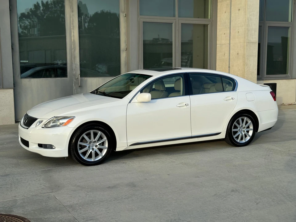 2006 Lexus GS 3rd Gen - Image 9 of 31