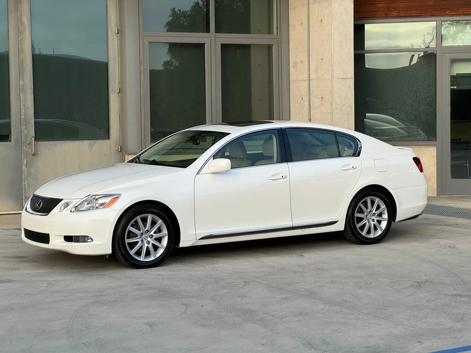 2006 Lexus GS 3rd Gen - Image 8 of 31