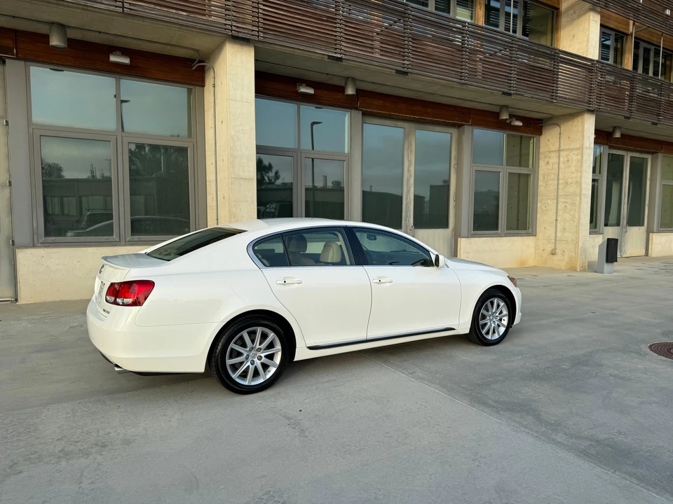 2006 Lexus GS 3rd Gen - Image 27 of 31