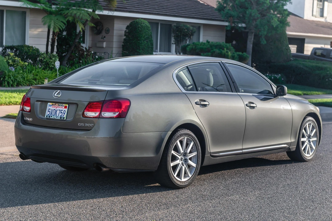 2006 Lexus GS 3rd Gen - Image 7 of 31