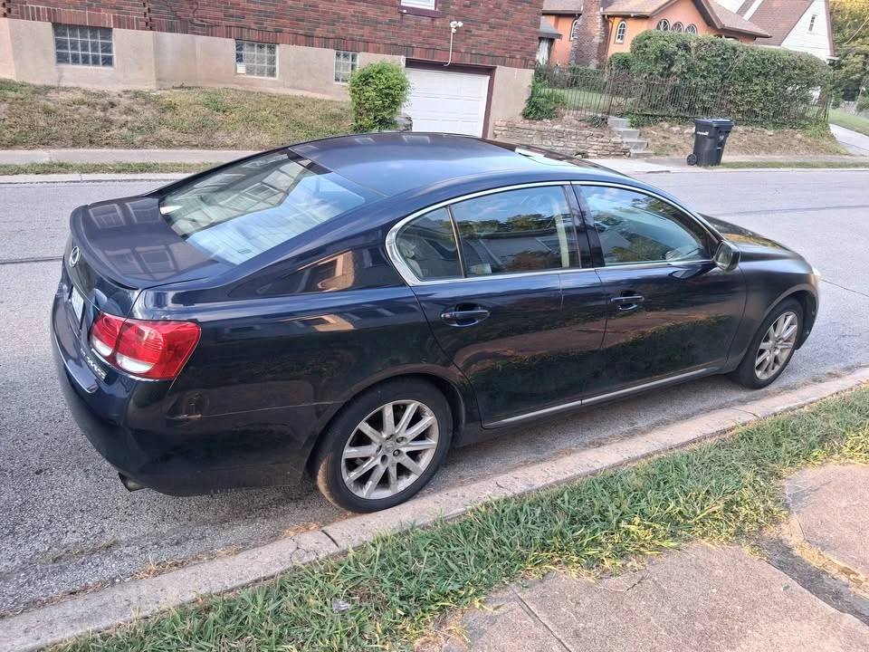 2006 Lexus GS 3rd Gen - Image 9 of 19