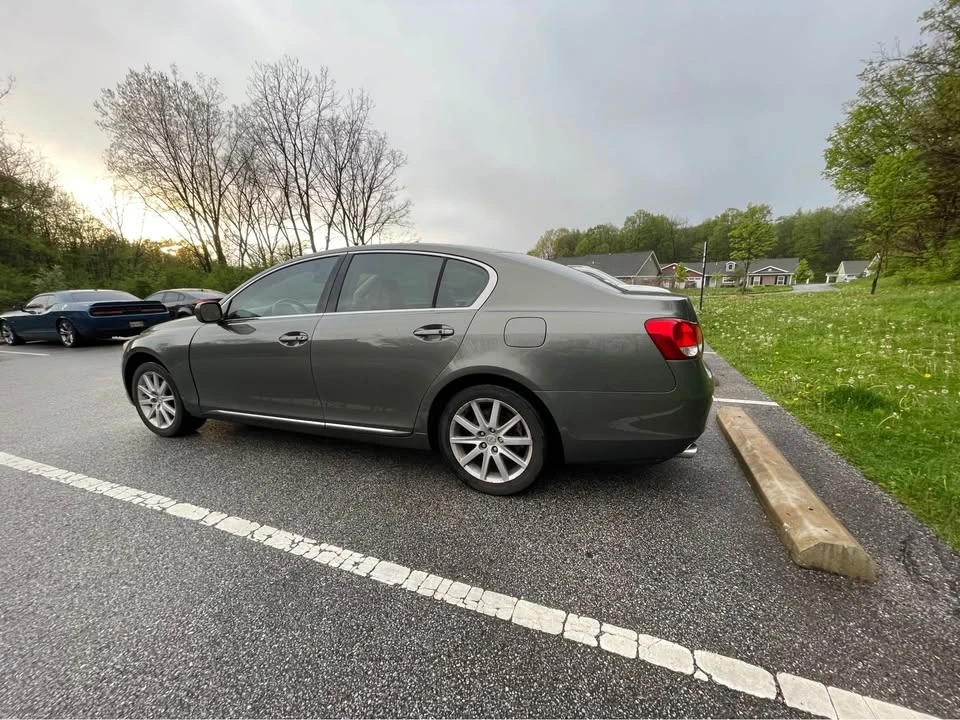 2006 Lexus GS 3rd Gen - Image 2 of 11