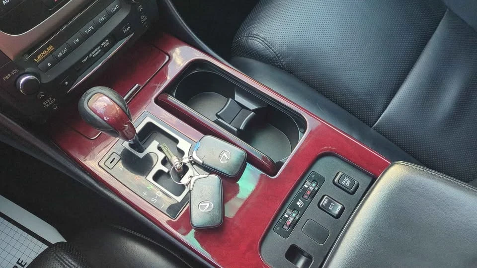 2006 Lexus GS 3rd Gen - Image 11 of 17