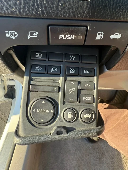 2006 Lexus GS 3rd Gen - Image 12 of 16
