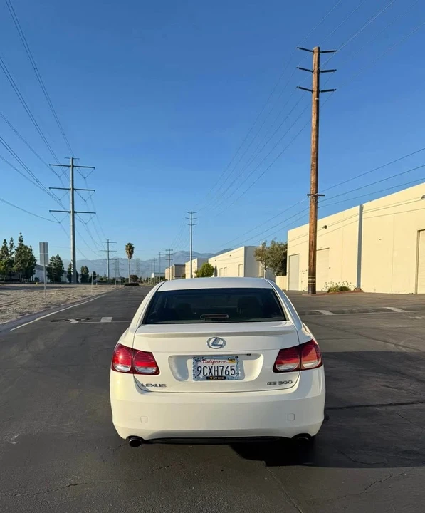 2006 Lexus GS 3rd Gen - Image 5 of 16
