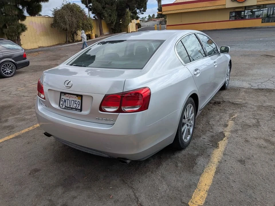 2006 Lexus GS 3rd Gen - Image 8 of 13