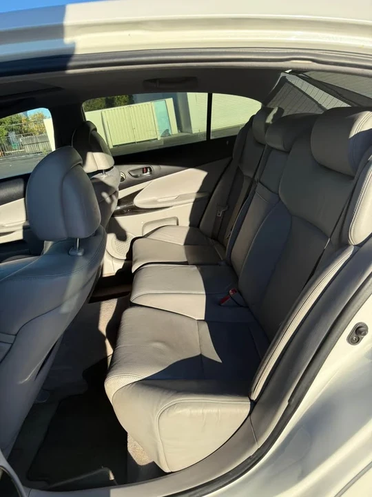 2006 Lexus GS 3rd Gen - Image 10 of 16