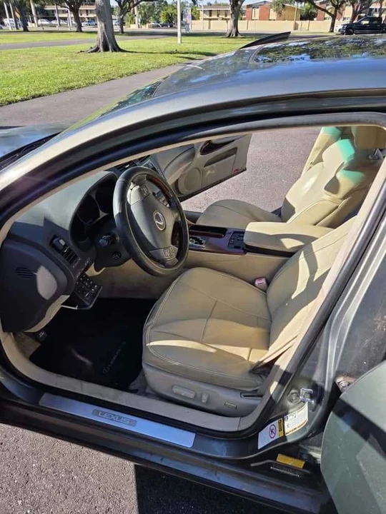 2006 Lexus GS 3rd Gen - Image 9 of 16
