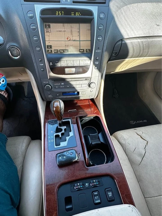 2006 Lexus GS 3rd Gen - Image 16 of 18