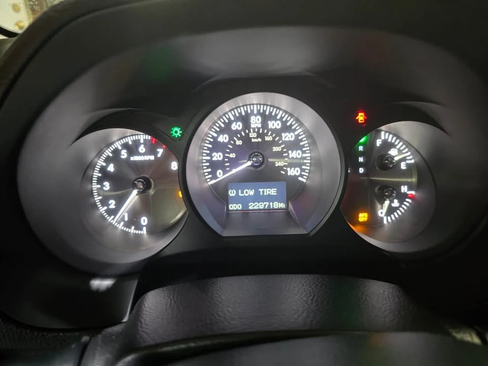 2006 Lexus GS 3rd Gen - Image 9 of 17