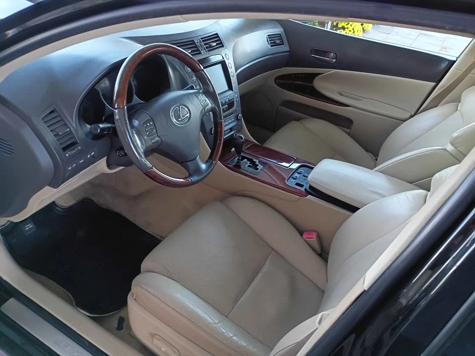 2006 Lexus GS 3rd Gen - Image 2 of 12