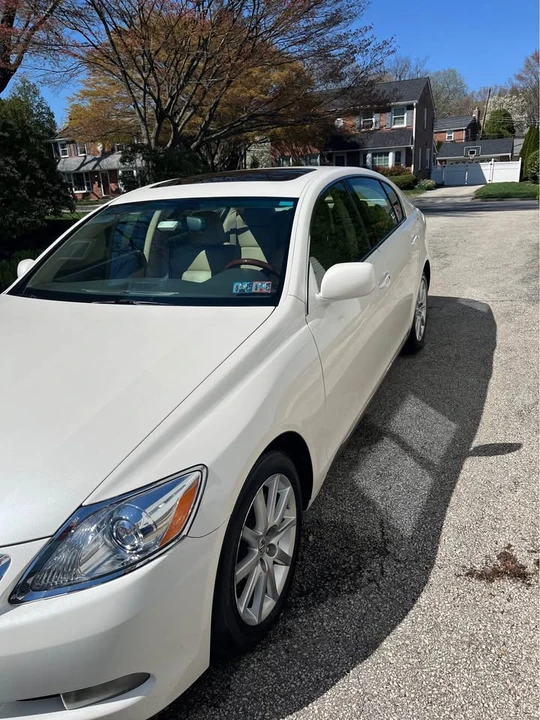 2006 Lexus GS 3rd Gen - Image 2 of 20