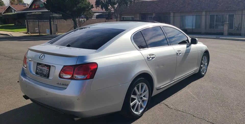 2006 Lexus GS 3rd Gen - Image 2 of 10