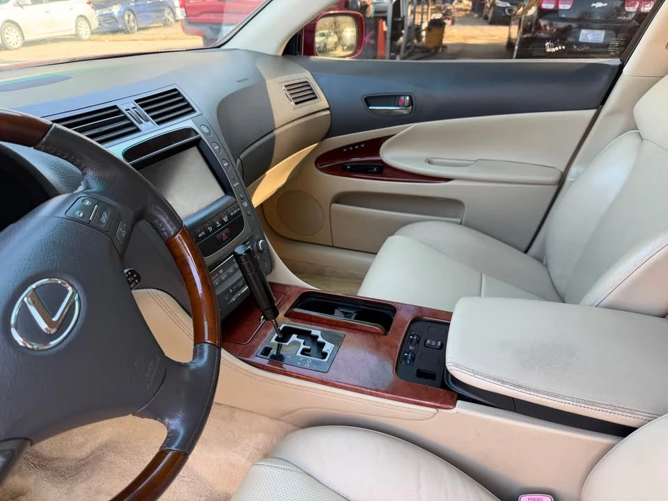 2006 Lexus GS 3rd Gen - Image 14 of 17
