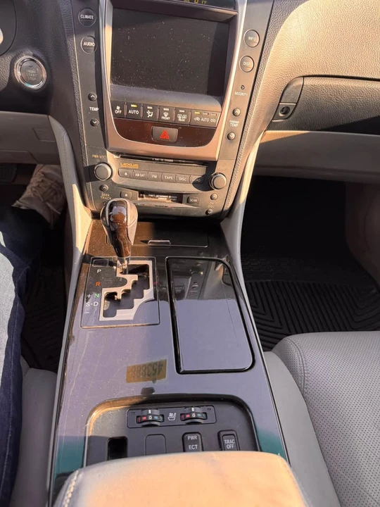 2006 Lexus GS 3rd Gen - Image 9 of 14