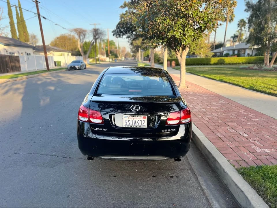 2006 Lexus GS 3rd Gen - Image 4 of 15