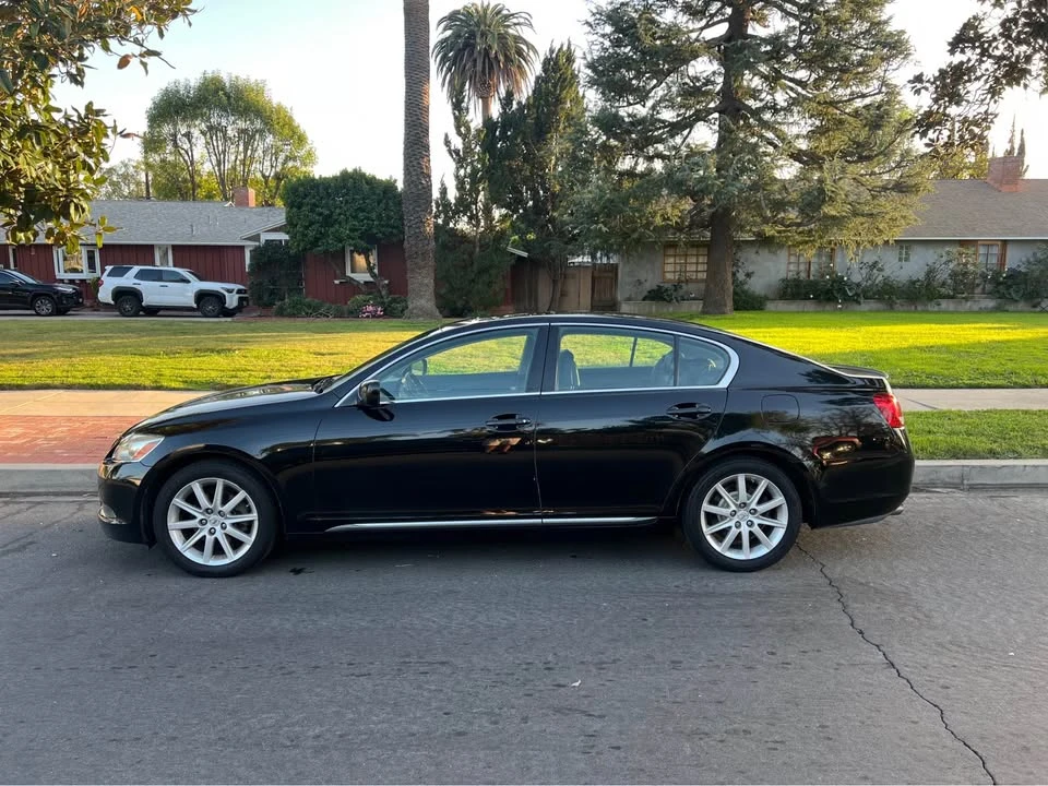 2006 Lexus GS 3rd Gen - Image 2 of 15