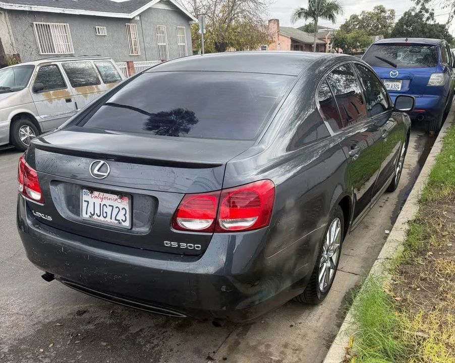2006 Lexus GS 3rd Gen - Image 4 of 9