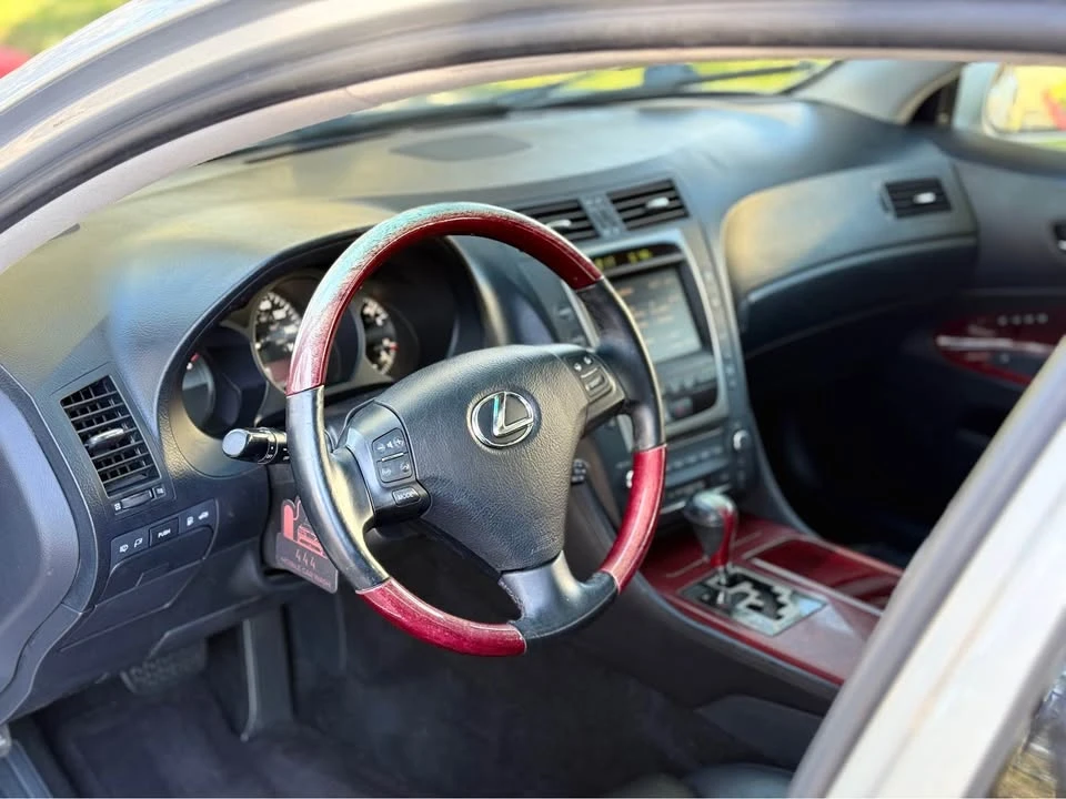 2006 Lexus GS 3rd Gen - Image 15 of 20
