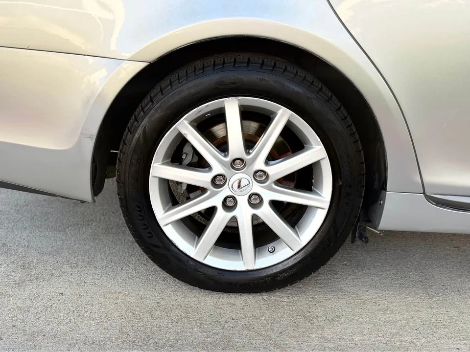2006 Lexus GS 3rd Gen - Image 9 of 20