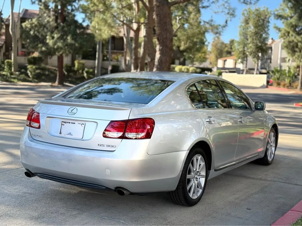 2006 Lexus GS 3rd Gen - Image 8 of 20