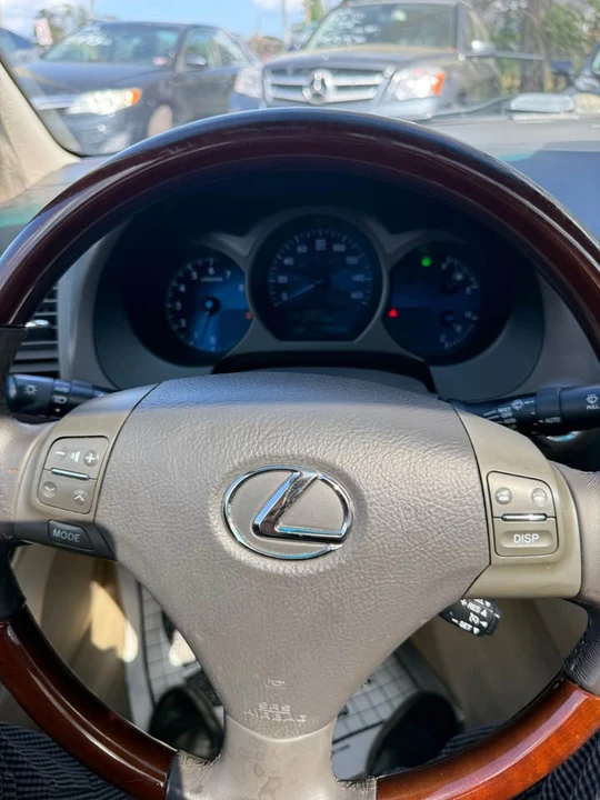 2006 Lexus GS 3rd Gen - Image 4 of 20
