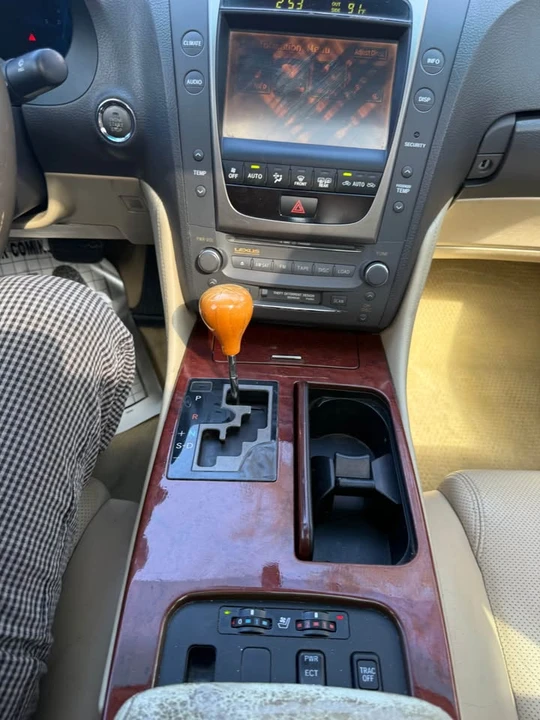 2006 Lexus GS 3rd Gen - Image 7 of 20