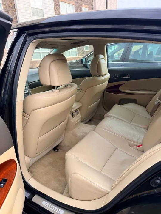 2006 Lexus GS 3rd Gen - Image 11 of 18