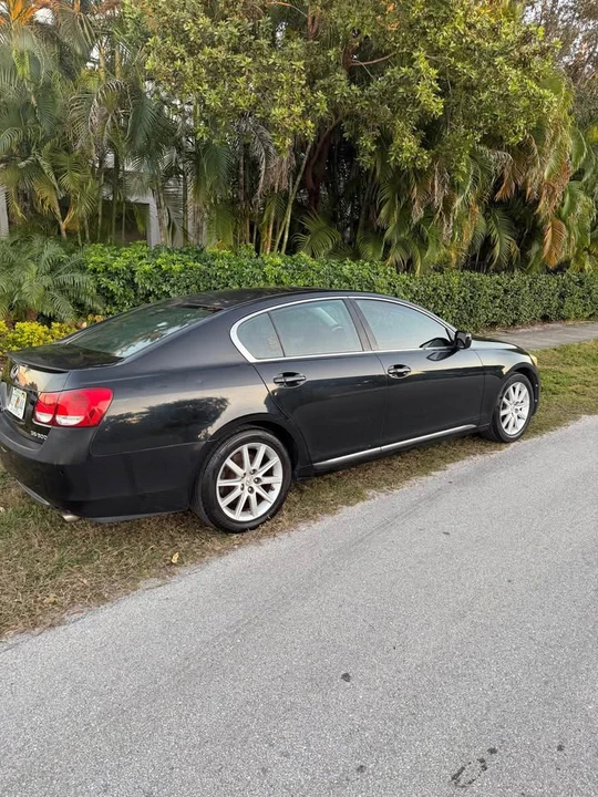 2006 Lexus GS 3rd Gen - Image 2 of 12