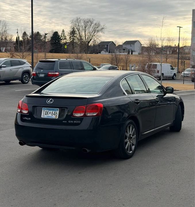 2006 Lexus GS 3rd Gen - Image 2 of 18