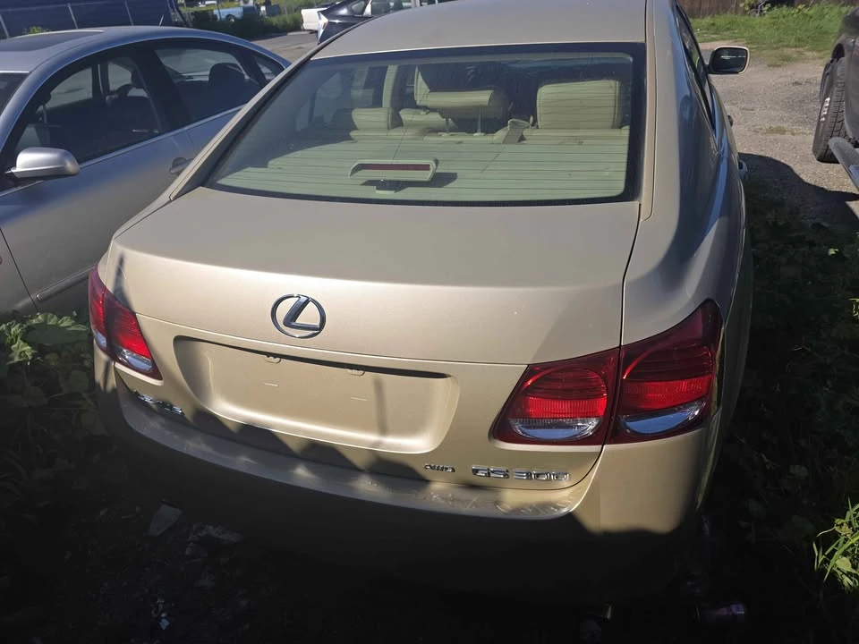 2006 Lexus GS 3rd Gen - Image 9 of 9