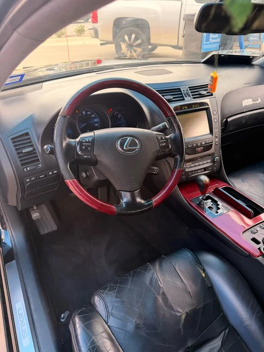 2006 Lexus GS 3rd Gen - Image 8 of 13